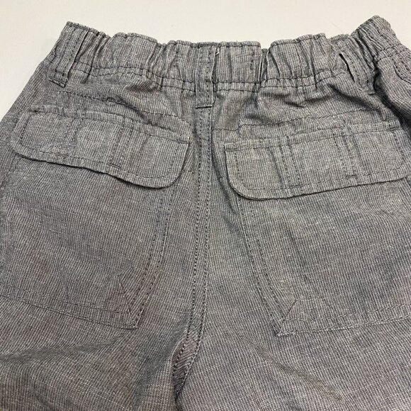 Boys Gray Cargo Shorts Size 12 With Elastic Waist & Button Closure - Picture 5 of 11
